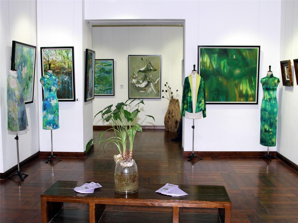 A.c. Art Museum 4*